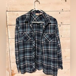 Roll tab sleeve plaid LL Bean shirt